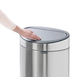 Brabantia Touch Bin Prullenbak - 40 L - Matt Steel Fingerprint Proof -Beste Woninginrichting Winkel 1200x1200 527