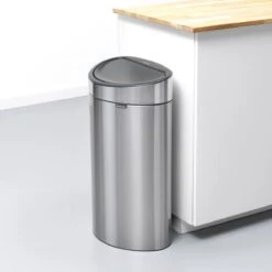 Brabantia Touch Bin Prullenbak - 40 L - Matt Steel Fingerprint Proof -Beste Woninginrichting Winkel 1200x1200 528