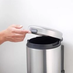 Brabantia NewIcon Wandprullenbak - 3 L - Matt Steel 31 Brabantia NewIcon Wandprullenbak - 3 L - Matt Steel -Beste Woninginrichting Winkel 1200x1200 546