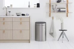 Brabantia Touch Bin Prullenbak - 40 L - Matt Steel Fingerprint Proof -Beste Woninginrichting Winkel 1200x799 13