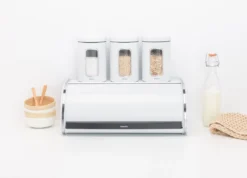 Brabantia Broodtrommel - Met Schuifdeksel - White -Beste Woninginrichting Winkel 1200x867
